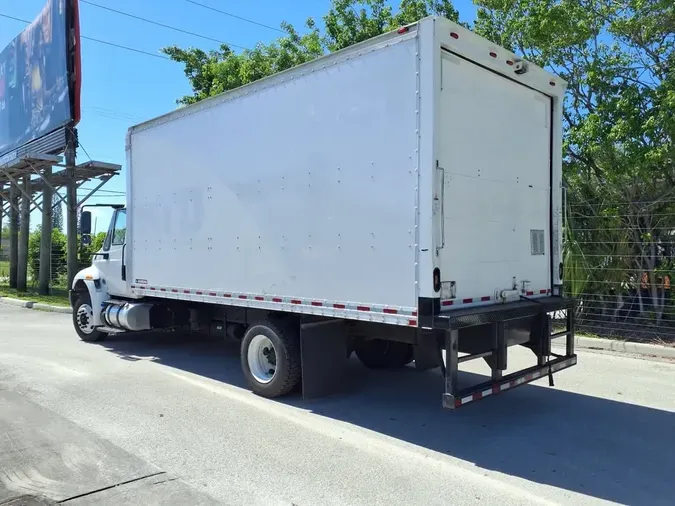 2019 NAVISTAR INTERNATIONAL 4300 LP