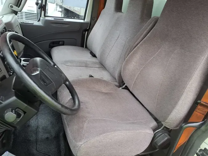 2019 NAVISTAR INTERNATIONAL 4300