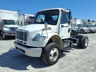 2016 FREIGHTLINER/MERCEDES M2 106