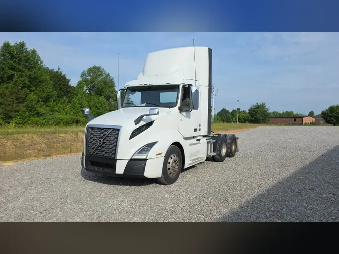 2019 Volvo VNL300