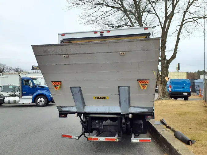 2019 FREIGHTLINER/MERCEDES M2 106