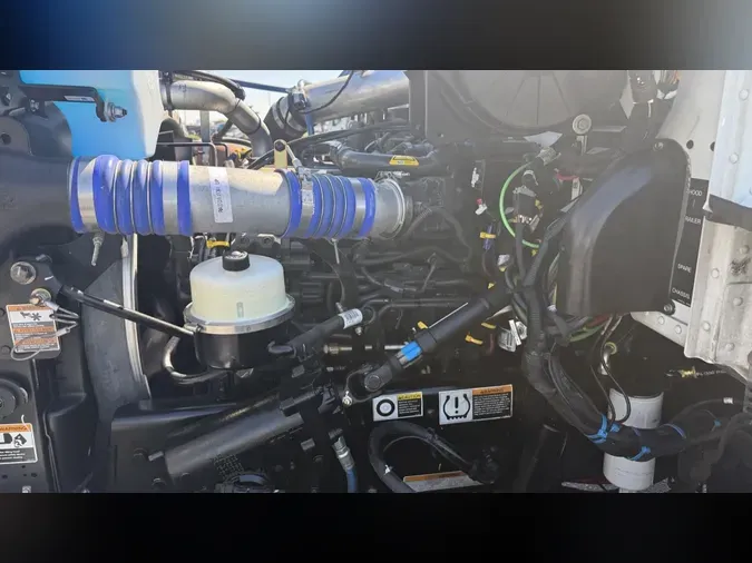 2019 Peterbilt 337