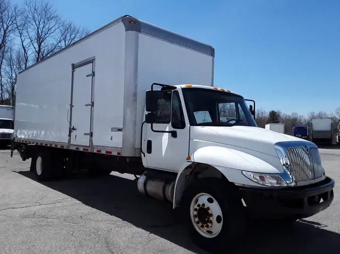 2018 NAVISTAR INTERNATIONAL 4300