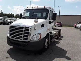 2020 FREIGHTLINER/MERCEDES CASCADIA 113