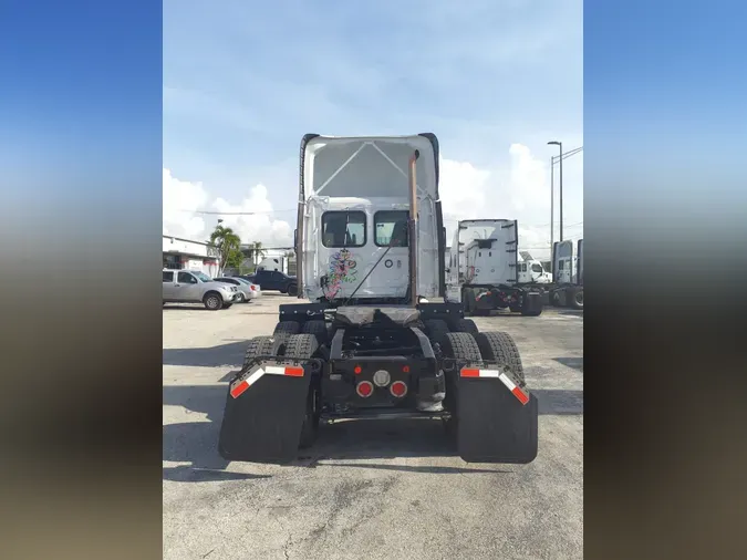2019 FREIGHTLINER NEW CASCADIA PX12664