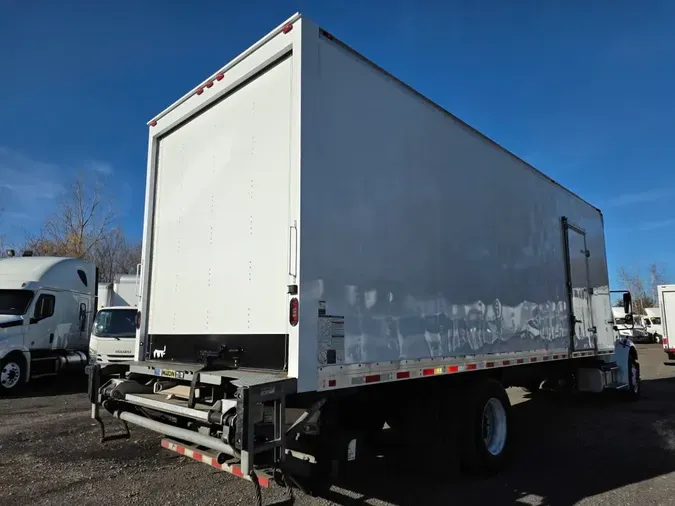 2018 FREIGHTLINER/MERCEDES M2 106