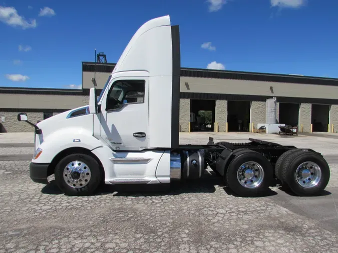 2022 Kenworth T680