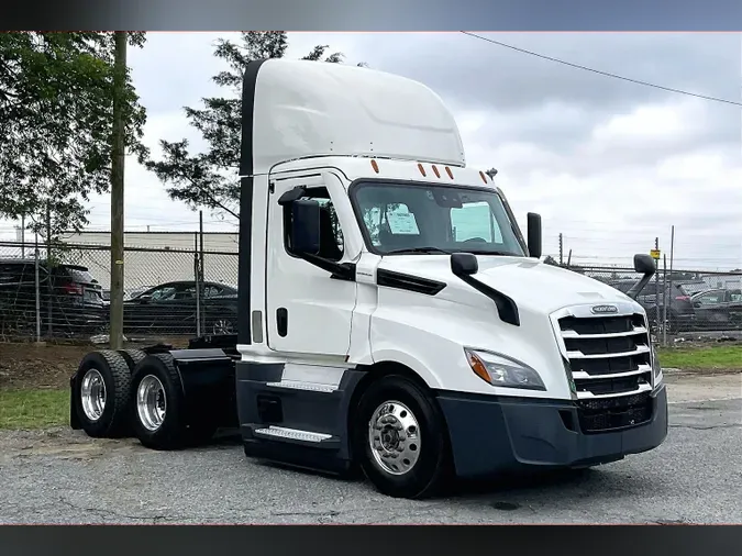 2022 FRG CASCADIAc04eecab131d45ca049055bfaa64a48f