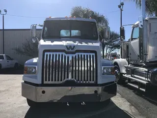 2020 Western Star 4700 SB