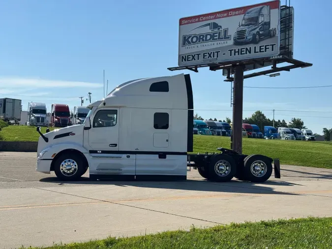 2024 PETERBILT 579