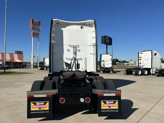 2023 Peterbilt 579