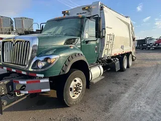 2013 INTERNATIONAL WORKSTAR 7600