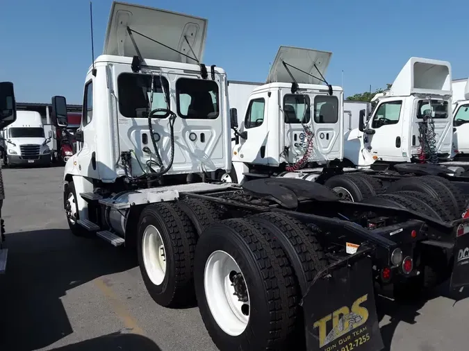 2018 FREIGHTLINER CASCADIA 125
