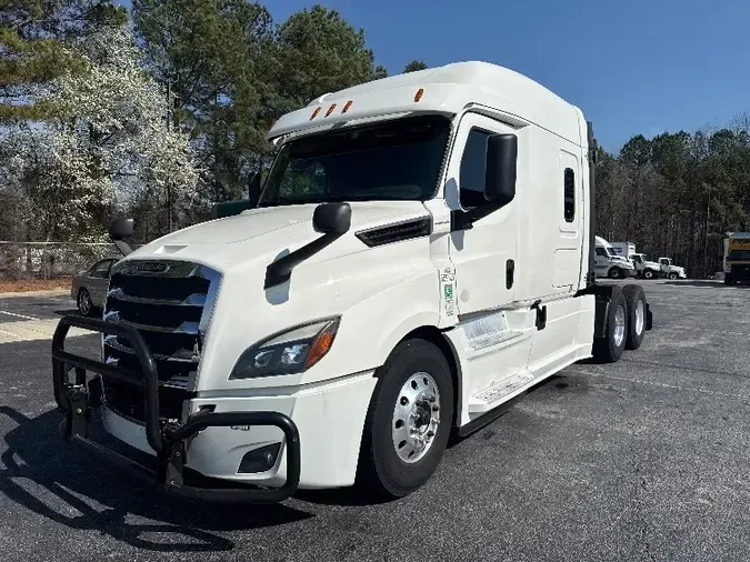 2020 FREIGHTLINER CA126