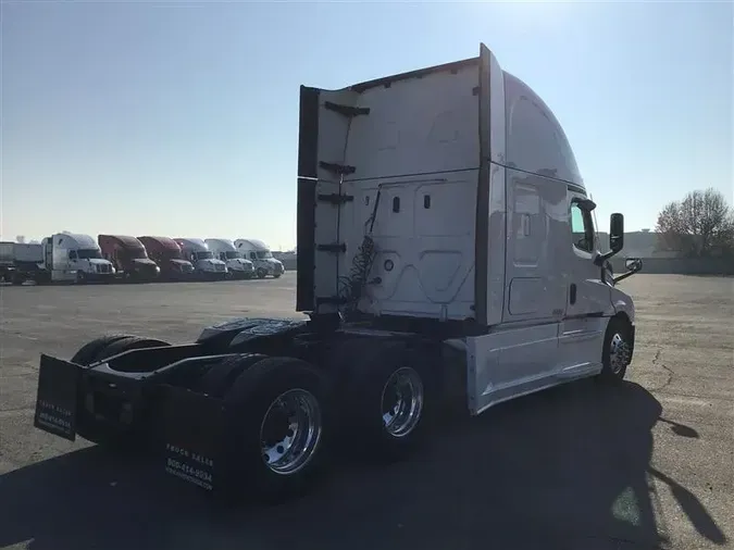 2022 FREIGHTLINER CASCADIA