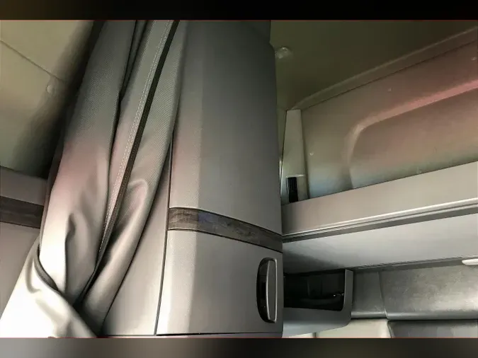 2023 INT LT625 6X4