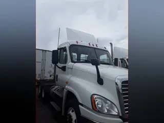 2018 FREIGHTLINER/MERCEDES CASCADIA 125