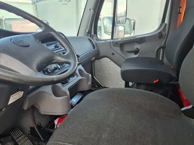 2018 FREIGHTLINER/MERCEDES M2 106