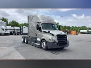2024 Freightliner Cascadia