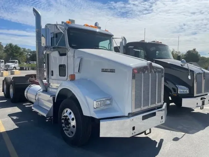 2017 Kenworth T800