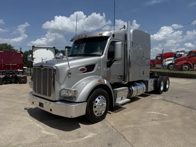 2021 Peterbilt 567