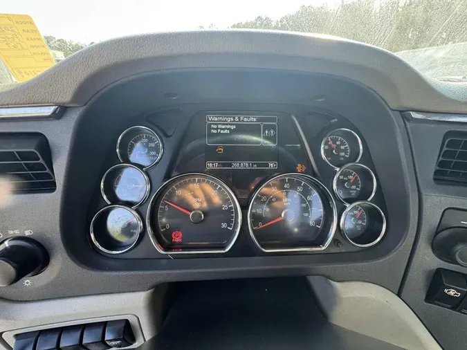 2020 Peterbilt 567