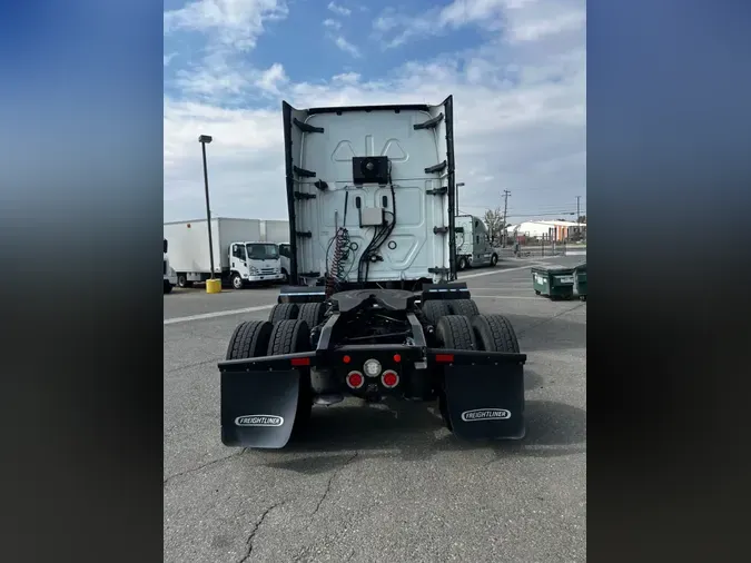 2020 FREIGHTLINER/MERCEDES NEW CASCADIA PX12664