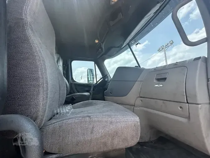 2016 FREIGHTLINER CASCADIA 113