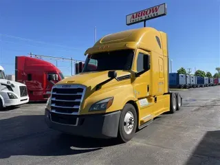 2020 FREIGHTLINER CA126