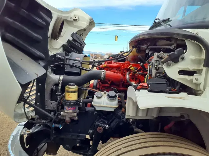 2018 FREIGHTLINER/MERCEDES M2 106