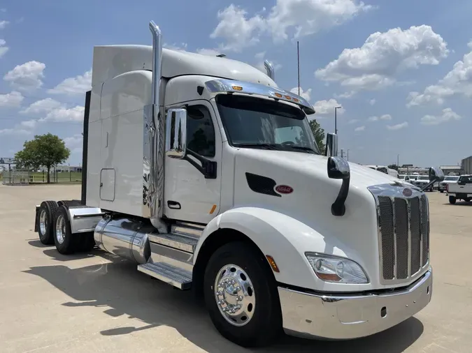 2021 Peterbilt 579