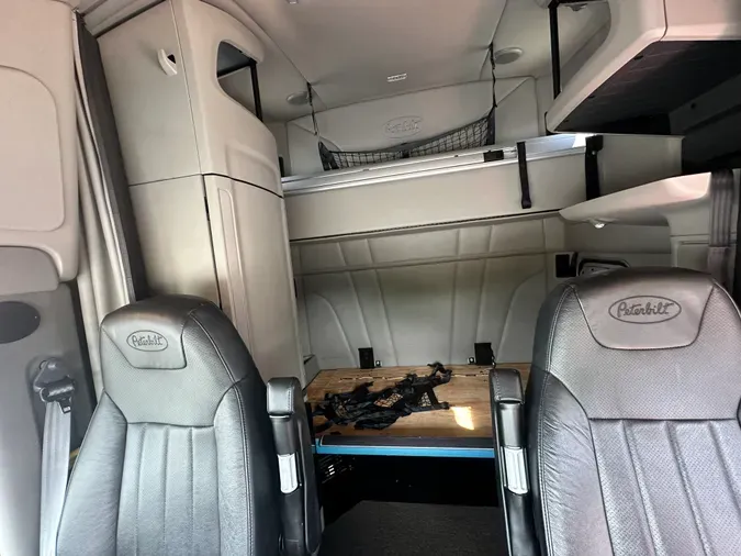 2022 Peterbilt 579