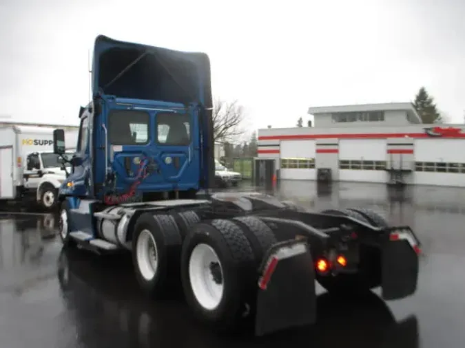 2017 FREIGHTLINER/MERCEDES CASCADIA 125