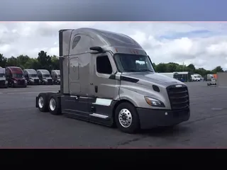 2025 Freightliner Cascadia 126