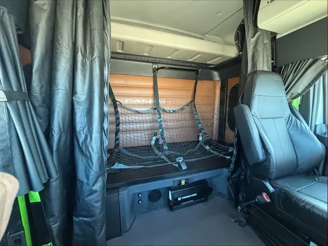 2023 Freightliner Cascadia 116