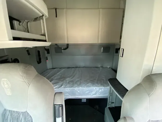 2020 Kenworth T680