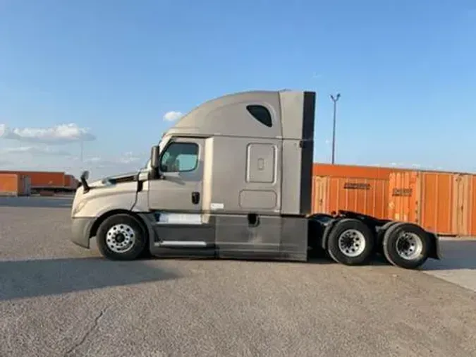 2021 Freightliner Cascadia