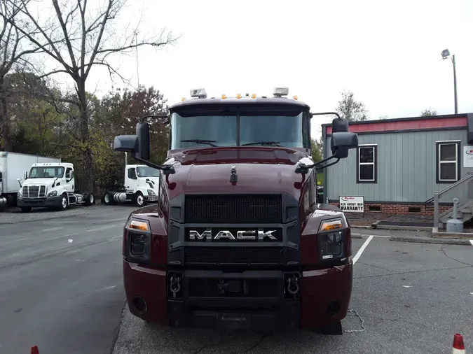 2019 MACK TRUCKS, INC. ANTHEM 64T