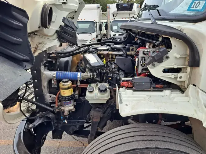 2019 FREIGHTLINER/MERCEDES M2 106