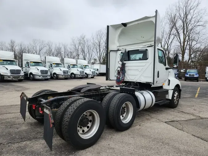 2020 NAVISTAR INTERNATIONAL LT625 DAYCAB T/A