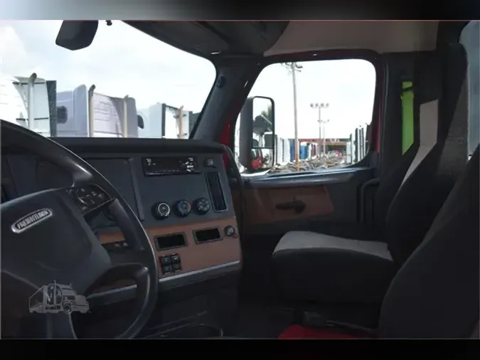 2021 FREIGHTLINER CASCADIA 116