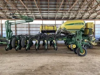 2014 John Deere 1770NT