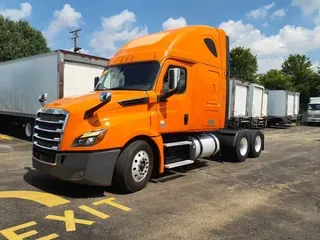 2019 FREIGHTLINER NEW CASCADIA PX12664