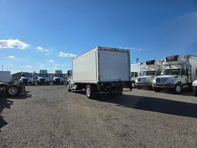 2019 FREIGHTLINER/MERCEDES M2 106