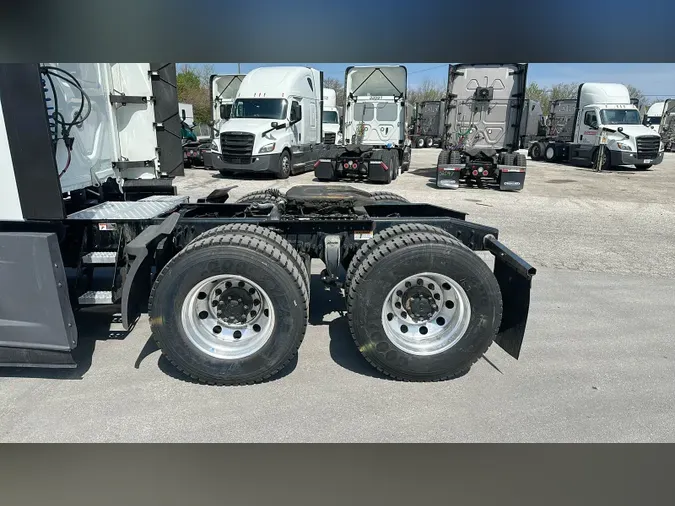 2021 Freightliner Cascadia