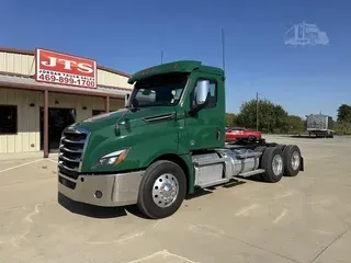 2019 FREIGHTLINER CASCADIA 126