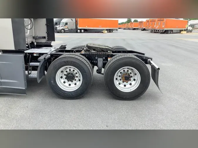 2024 Freightliner Cascadia 126