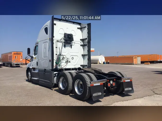 2021 Freightliner Cascadia