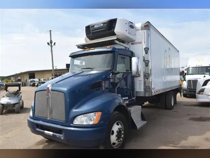 2017 KENWORTH T270