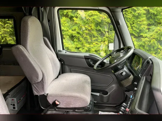 2022 INT LT625 6x4